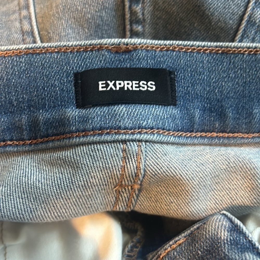 Mid Rise Light Wash Skyscraper Jeans express women’s 14R NWT $128 value - Picture 8 of 8
